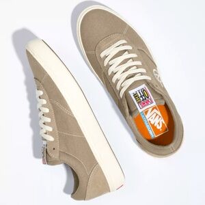 NIB Vans Paradoxx Sneakers